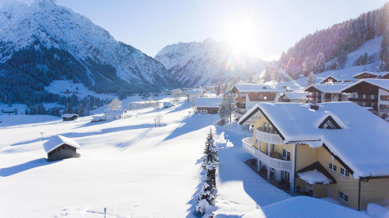 Villa Vanessa Kleinwalsertal Mittelberg Esterno foto